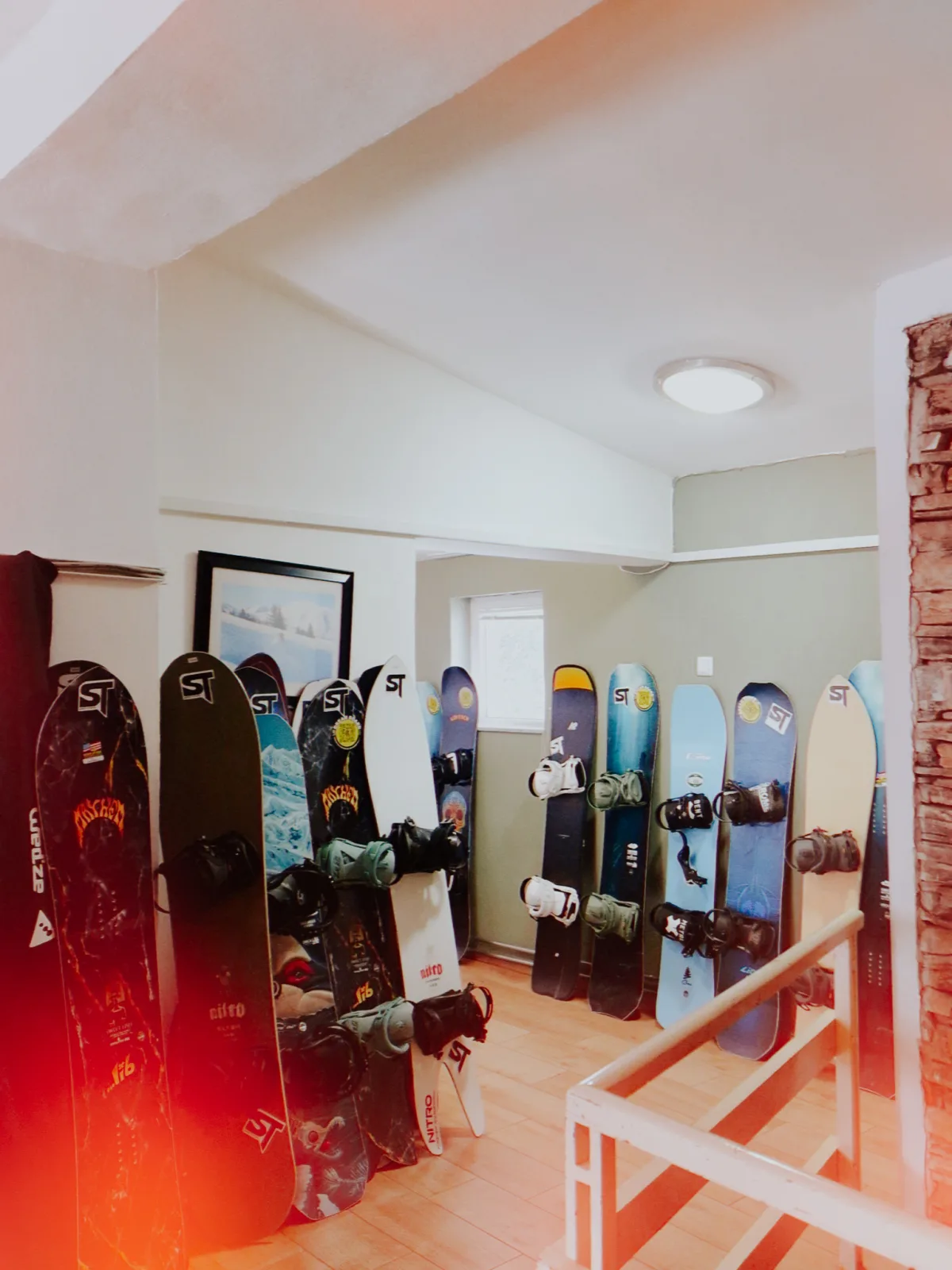 RAW.MOUNTAIN basecamp — lodge, après & mountain life