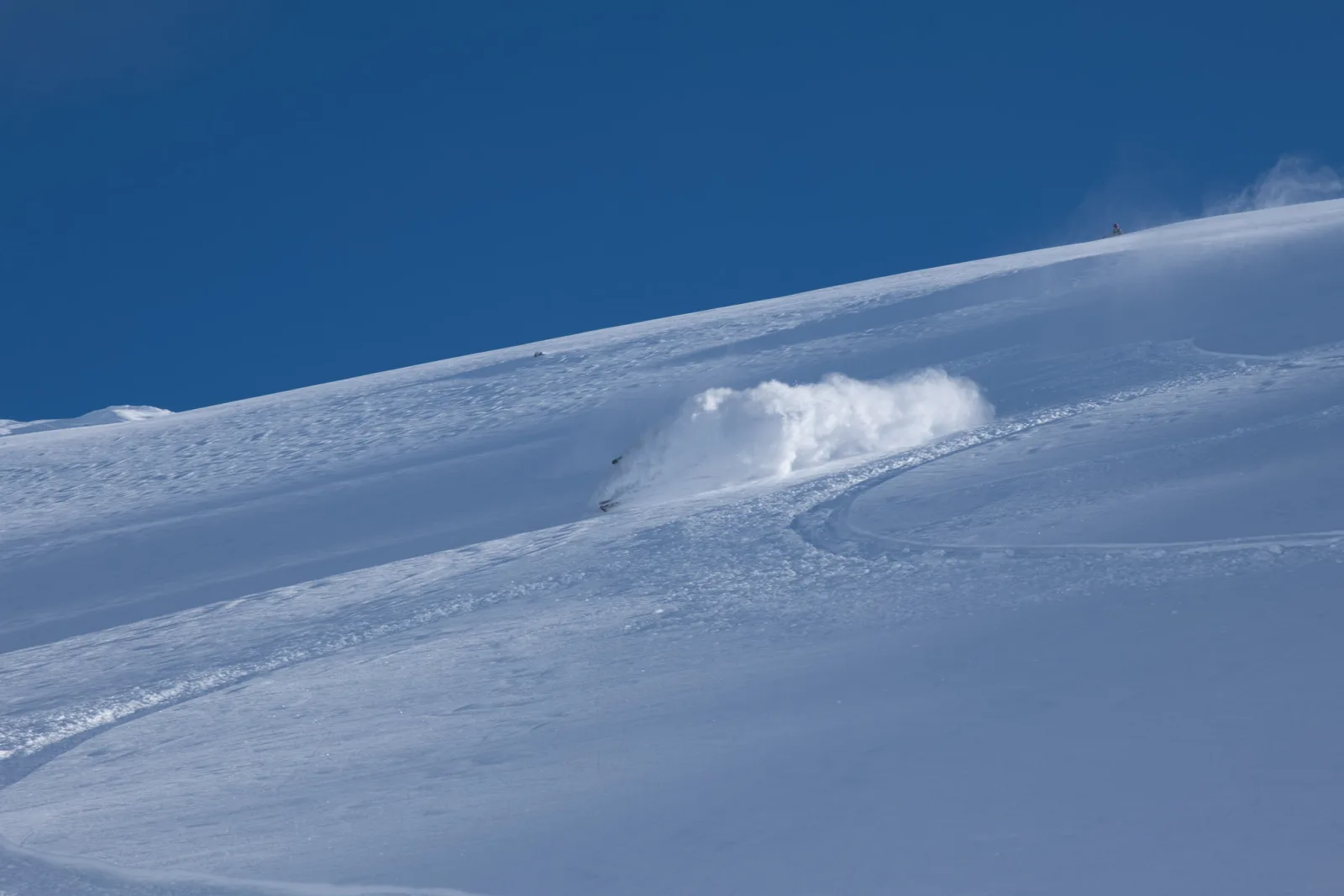 Catboarding & freeriding in the Šar Mountains, North Macedonia