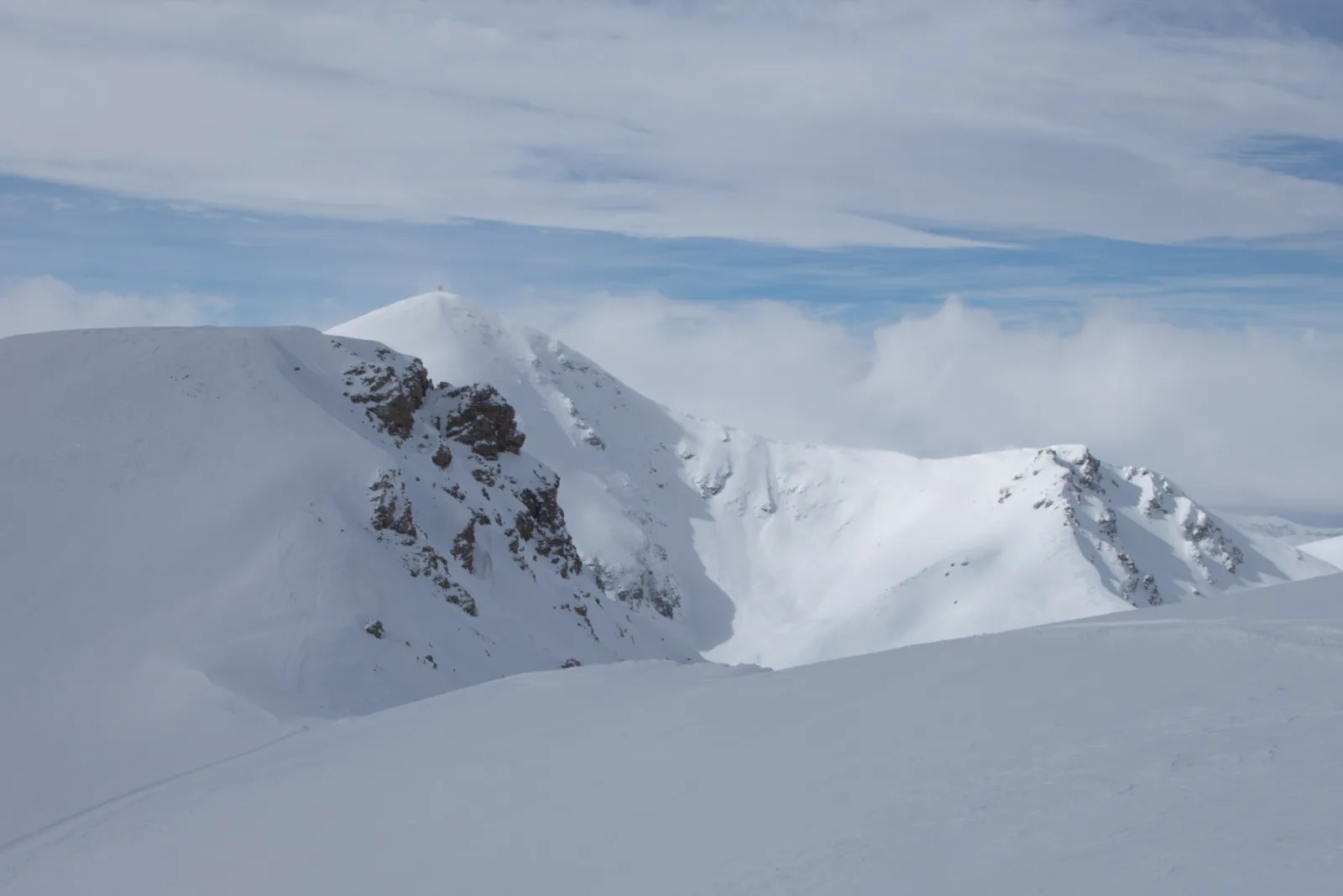 Catboarding & freeriding in the Šar Mountains, North Macedonia