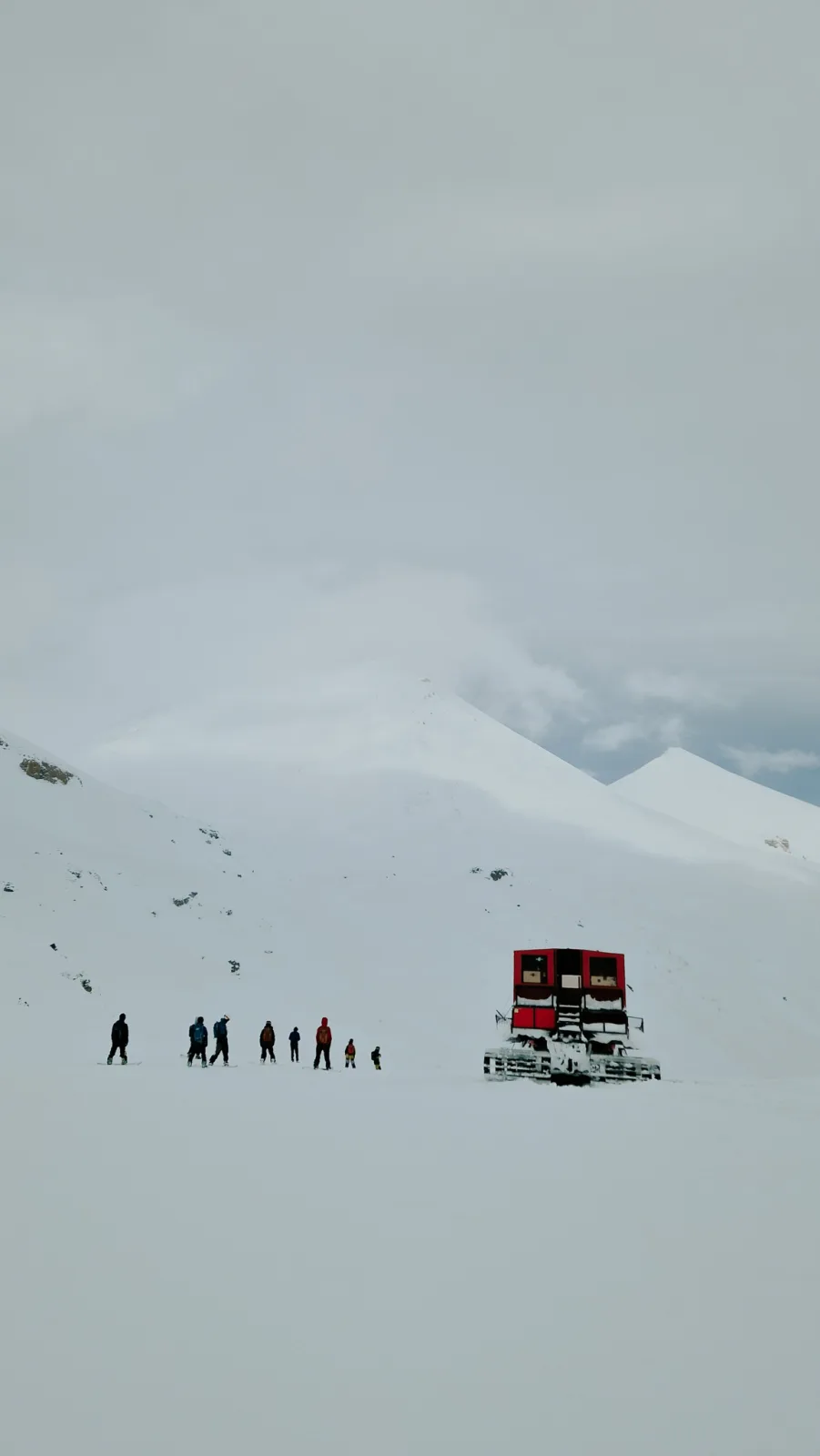 Catboarding & freeriding in the Šar Mountains, North Macedonia